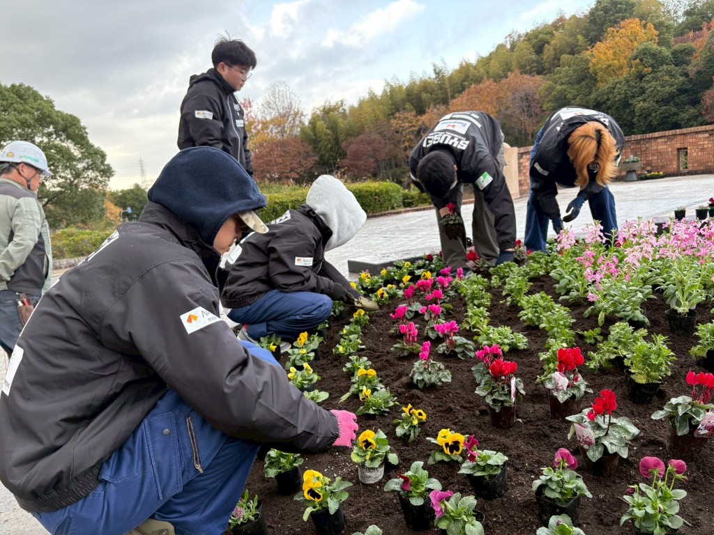 【ガーデンデザイン学科】産学連携実習in寝屋川公園＋万博記念